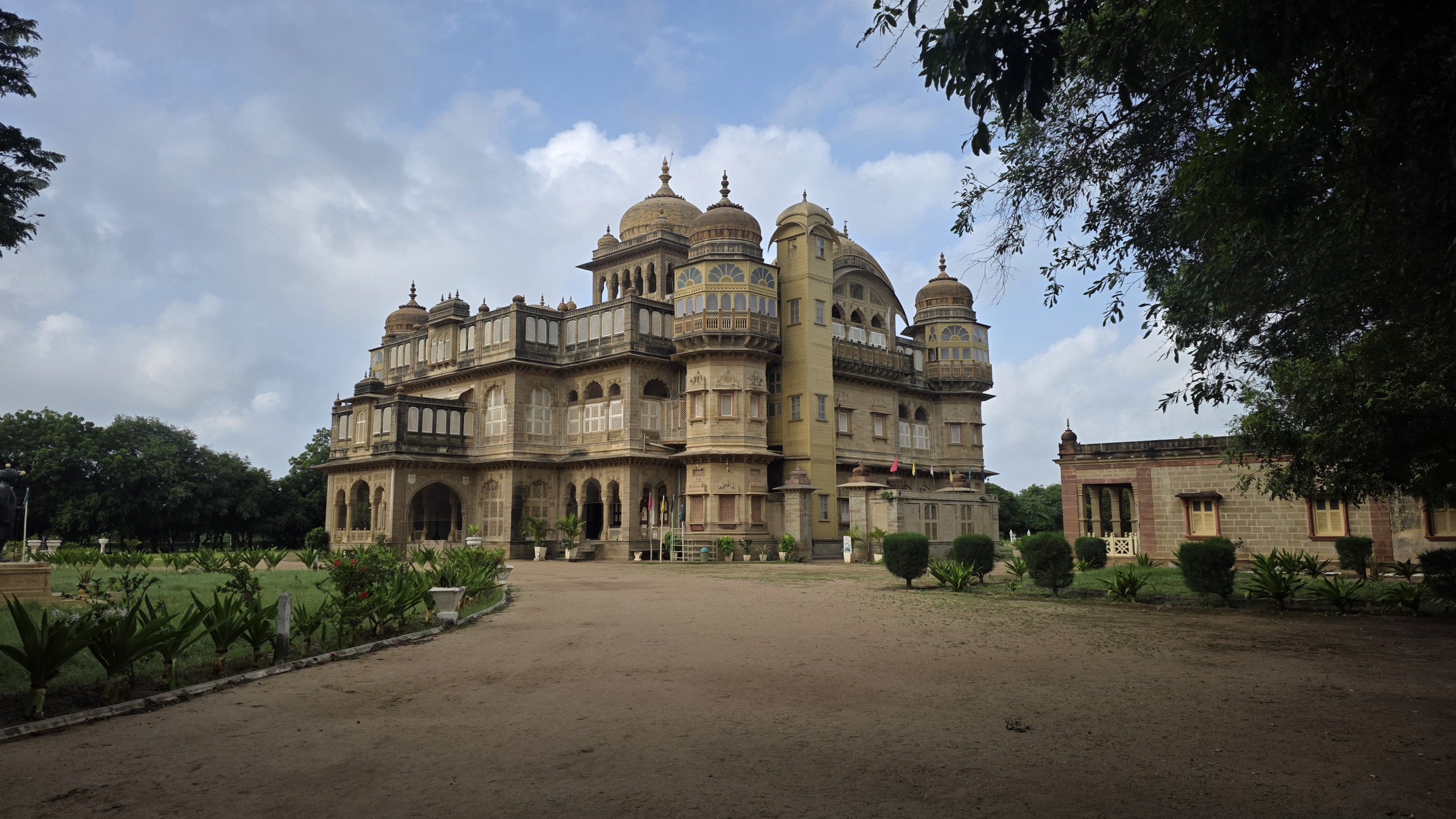 Vijay Vilas Palace Mandvi