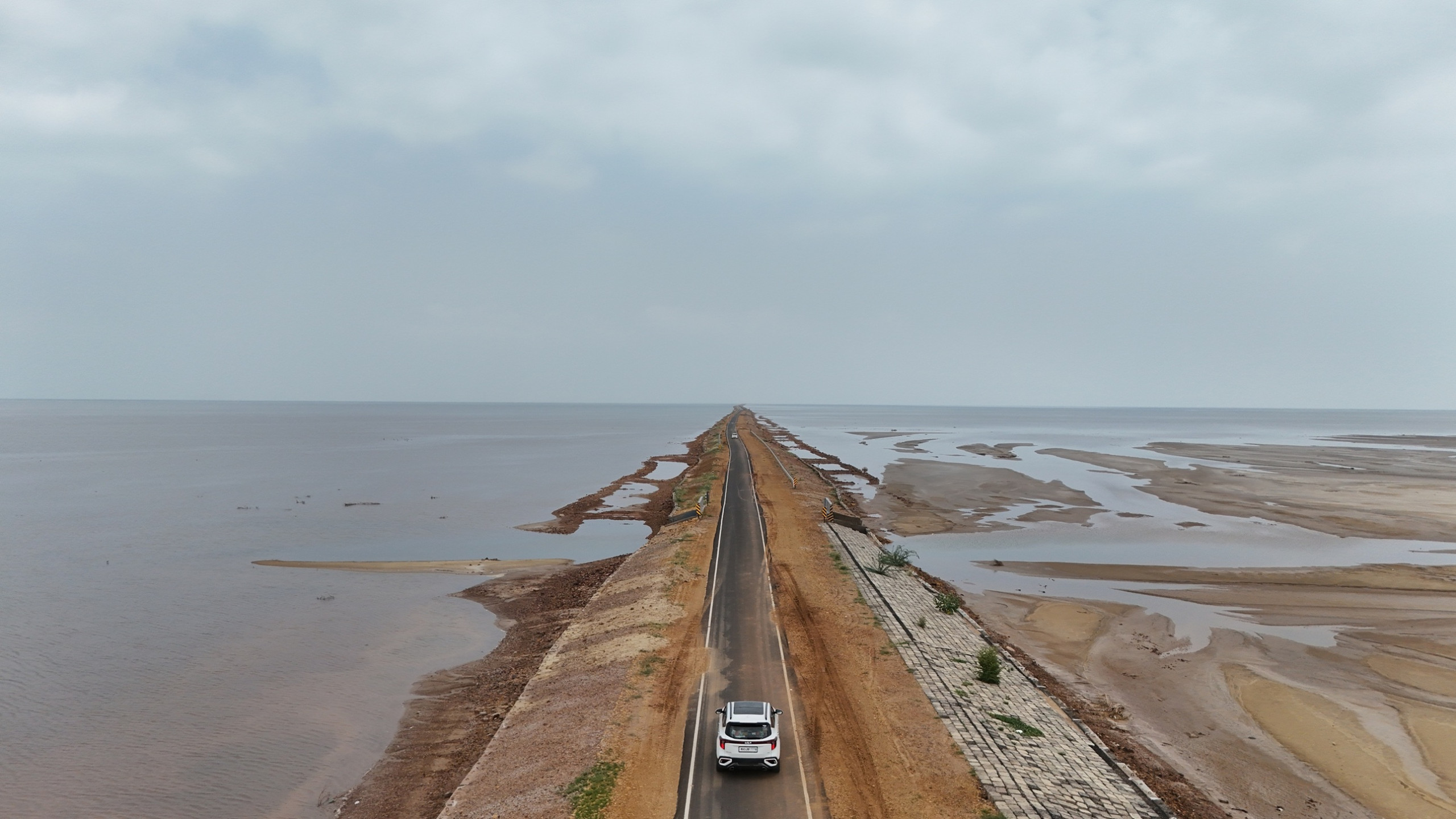 Road to Heaven, Kutch